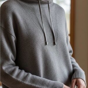 Halston Women’s 100% Superfine Merino Wool Sweater Gray Cowl Neck Soft